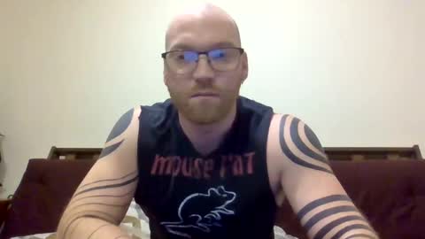 Snapshot of darlcomllc chatting on February 9, 10:43 pm darlcomllc online show from February 9, 10:43 pm