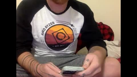Snapshot of darlcomllc chatting on February 23, 1:02 am darlcomllc online show from February 23, 1:02 am