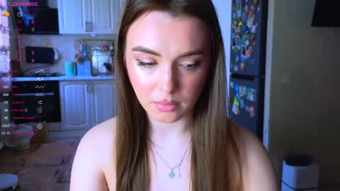 Darlina online show from April 29, 10:30 am