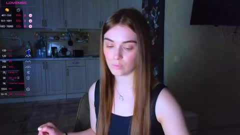 Darlina online show from May 28, 1:19 pm
