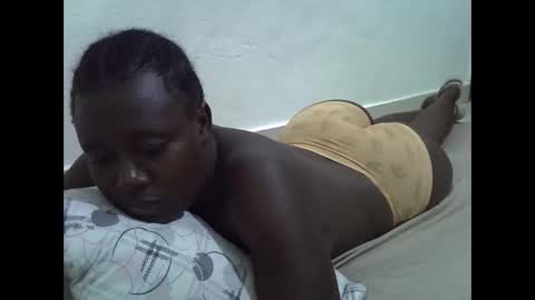 darling_ella online show from April 16, 7:03 pm