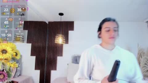 darling  online show from April 27, 10:57 am