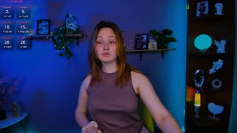 Snapshot of darly_honey chatting on April 21, 6:44 pm darly honey online show from April 21, 6:44 pm