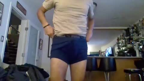 Snapshot of darryl43321 chatting on October 30, 4:36 am darryl43321 online show from October 30, 4:36 am