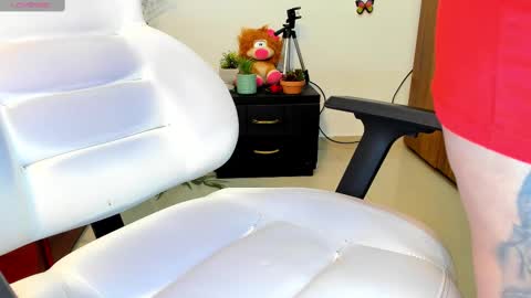 Darsha online show from February 25, 8:14 am