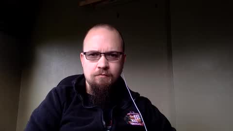 Snapshot of darthsimion1 chatting on December 5, 8:55 pm darthsimion1 online show from December 5, 8:55 pm