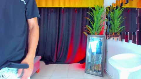 darwin_ggh online show from January 17, 8:30 am