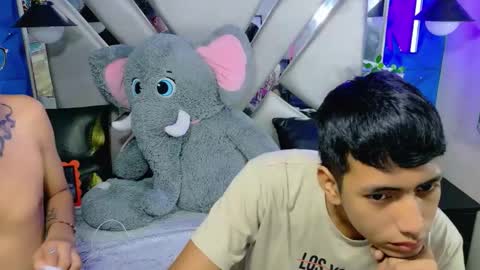 darwinandbrayan online show from December 21, 4:08 am