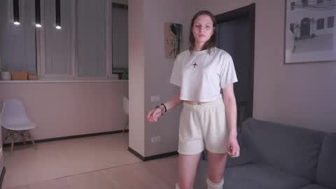 Snapshot of dasha_brown chatting on April 18, 7:58 pm Dasha online show from April 18, 7:58 pm