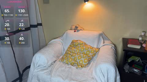 Snapshot of dasha_the_sun chatting on December 29, 11:18 am Dasha online show from December 29, 11:18 am