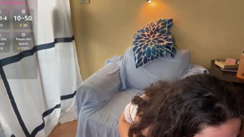 Snapshot of dasha_the_sun chatting on January 28, 10:12 am Dasha online show from January 28, 10:12 am