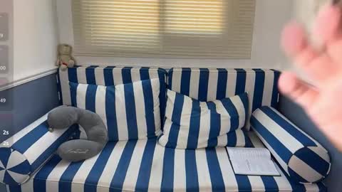 Snapshot of dasha_the_sun chatting on March 4, 10:13 am Dasha online show from March 4, 10:13 am