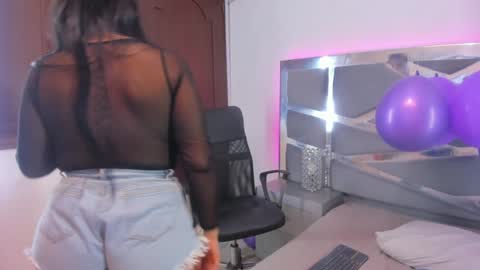 Snapshot of dashafoxxx chatting on December 27, 12:34 pm Dasha Foxxx online show from December 27, 12:34 pm