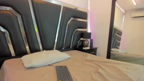 Snapshot of dashafoxxx chatting on December 30, 5:55 pm Dasha Foxxx online show from December 30, 5:55 pm