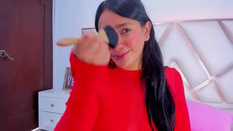Snapshot of dashafoxxx chatting on October 1, 12:44 pm Dasha Foxxx online show from October 1, 12:44 pm