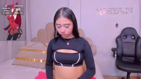Snapshot of dashathompson chatting on July 16, 9:43 pm dashathompson online show from July 16, 9:43 pm