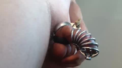 Snapshot of daupin9xxx chatting on May 5, 1:52 pm daupin9xxx online show from May 5, 1:52 pm