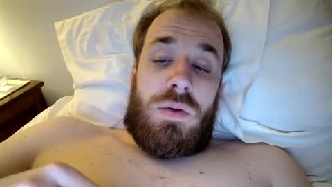 Snapshot of dav_luv4u chatting on December 20, 3:24 am dav_luv4u online show from December 20, 3:24 am