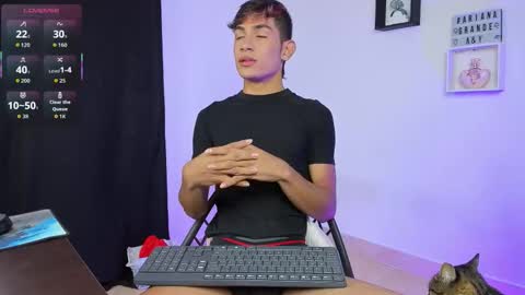 Snapshot of dav_nagel chatting on November 17, 11:32 pm angel online show from November 17, 11:32 pm