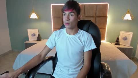 Snapshot of dav_nagel chatting on November 21, 2:05 pm angel online show from November 21, 2:05 pm