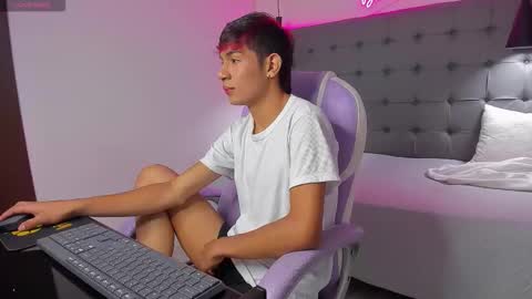 Snapshot of dav_nagel chatting on November 27, 1:24 pm angel online show from November 27, 1:24 pm