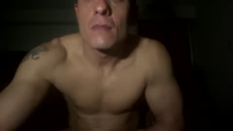 Snapshot of dave875126 chatting on January 18, 6:50 am dave875126 online show from January 18, 6:50 am