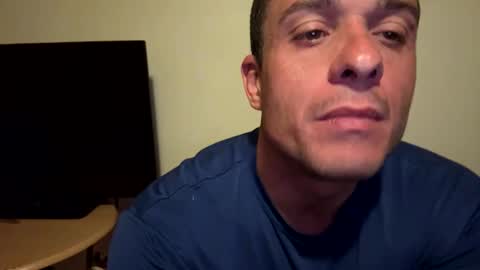 Snapshot of dave875126 chatting on March 24, 2:49 am dave875126 online show from March 24, 2:49 am