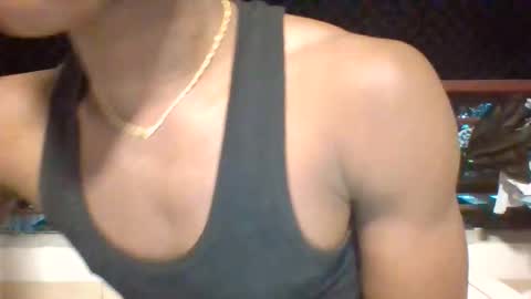 dave_blackcock831930 online show from May 15, 11:45 pm