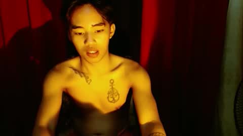 dave_boyyy online show from December 3, 6:21 am