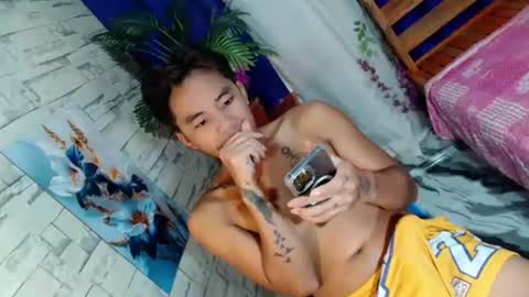 Snapshot of dave_boyyy chatting on June 14, 2:57 am dave_boyyy online show from June 14, 2:57 am