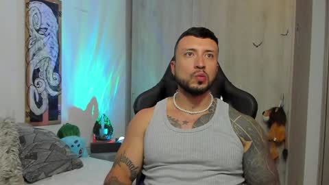 DAVE MAX online show from January 3, 2:43 am