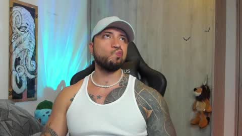 DAVE MAX online show from January 8, 9:32 am