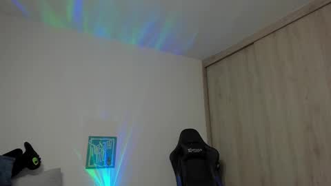 DAVE MAX online show from September 24, 2:04 am