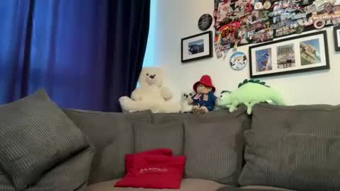 DaveAndBen online show from October 4, 10:35 am