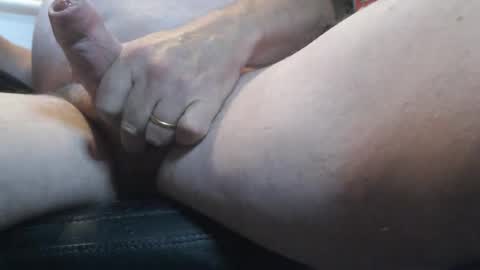 Snapshot of davedevine4 chatting on September 8, 5:12 pm Dave Devine online show from September 8, 5:12 pm