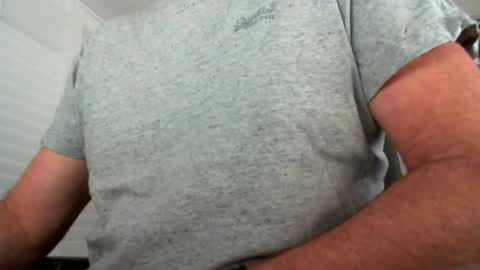 davesu12345 online show from December 1, 7:13 am