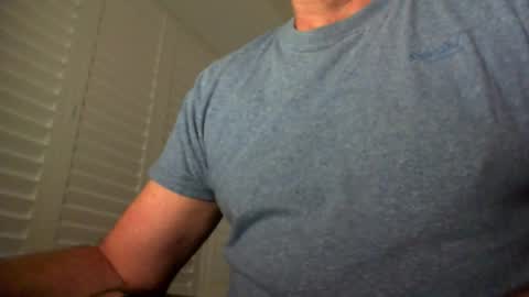 davesu12345 online show from December 17, 7:36 am