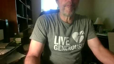 Snapshot of davethebooky chatting on July 2, 2:45 pm Dave online show from July 2, 2:45 pm