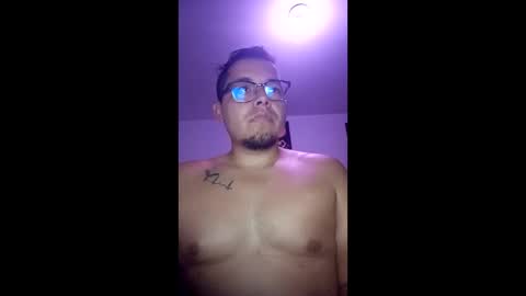 Snapshot of david495879 chatting on January 19, 1:53 am alexander online show from January 19, 1:53 am