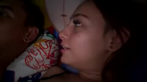 Snapshot of david_20041976 chatting on December 3, 3:20 am david_20041976 online show from December 3, 3:20 am