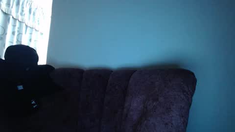 Snapshot of david_20041976 chatting on March 18, 1:20 am david_20041976 online show from March 18, 1:20 am