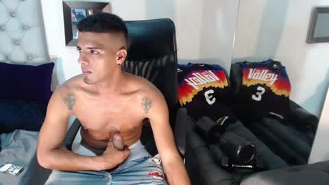 david_bandercock online show from December 22, 2:16 pm