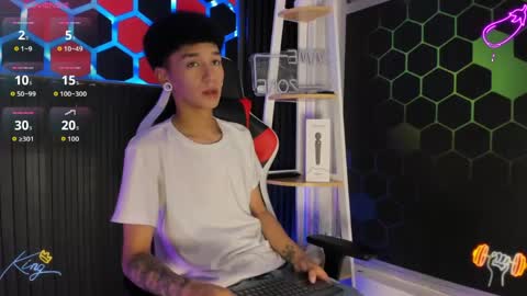 David online show from April 22, 1:01 pm