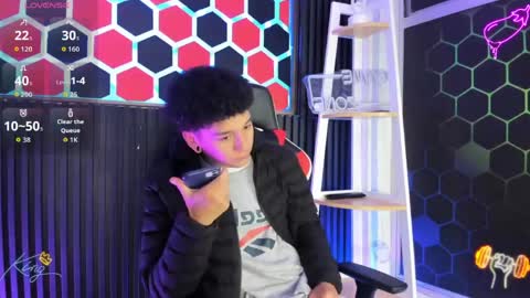 David online show from April 25, 12:41 pm