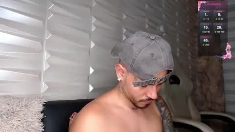 David col11 online show from April 22, 2:03 am