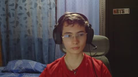 Snapshot of david_colombian chatting on May 20, 3:07 pm ProgrammerBoy online show from May 20, 3:07 pm