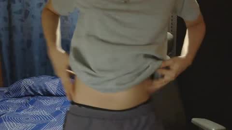 Snapshot of david_colombian chatting on May 21, 1:40 pm ProgrammerBoy online show from May 21, 1:40 pm