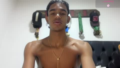 david_hot44 online show from August 5, 5:21 am