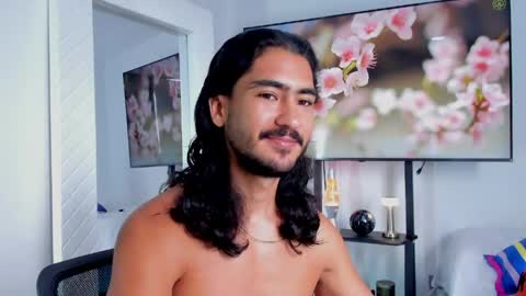 Hey im David that loves to explore and speak their fantasies. Very open talktative and nice. Feel free to chat with me online show from June 3, 1:14 pm