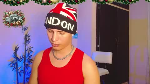 Snapshot of david_neill chatting on December 24, 8:49 pm David Neill online show from December 24, 8:49 pm